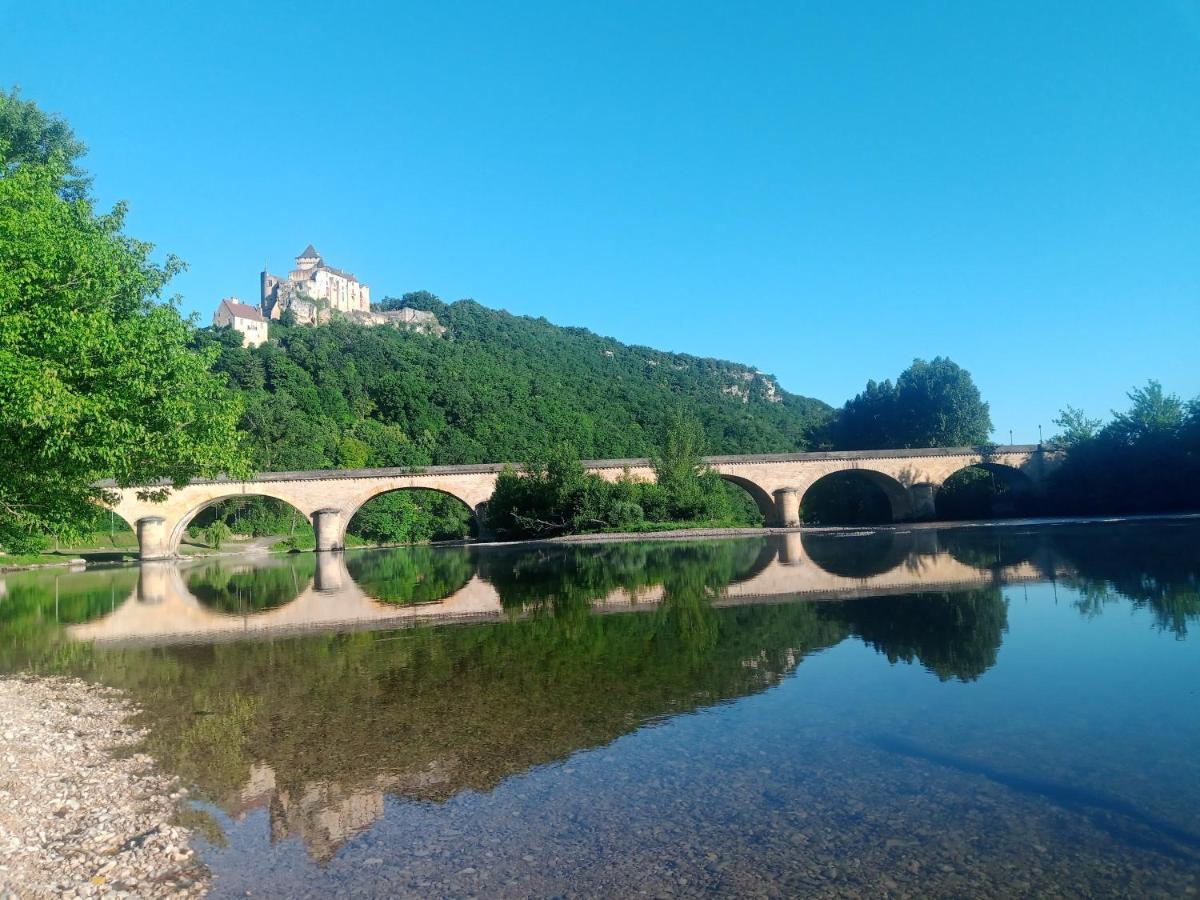 Au Pied du CHÂTEAU - Baignade, canoë, piste cyclable à proximité Castelnaud La Chapelle Exterior foto