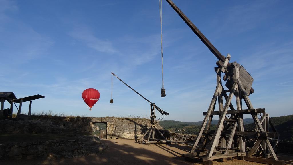 Au Pied du CHÂTEAU - Baignade, canoë, piste cyclable à proximité Castelnaud La Chapelle Exterior foto