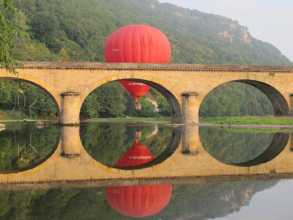 Au Pied du CHÂTEAU - Baignade, canoë, piste cyclable à proximité Castelnaud La Chapelle Exterior foto